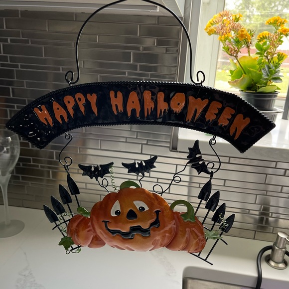 Metal happy Halloween hanging pumpkin decoration. - Picture 2 of 8